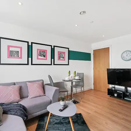 Lovely 2-bedroom * Leeds (West Yorkshire)