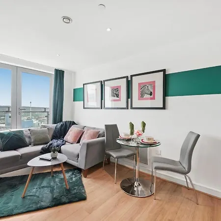 Lovely 2-bedroom * Leeds (West Yorkshire)